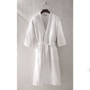 NWT 1Concier Emerald Kimono Style Hotel Robe | Size: One Size